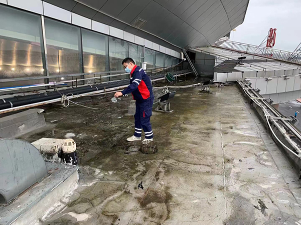 1651718691765105.jpeg 設備室認真做好換季維保工作1.jpeg