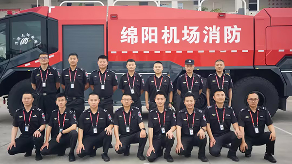 1682650902912919.jpg 消防護(hù)衛(wèi)部雛鷹班組榮獲綿陽(yáng)市青年文明號(hào)榮譽(yù)稱號(hào).pic.jpg